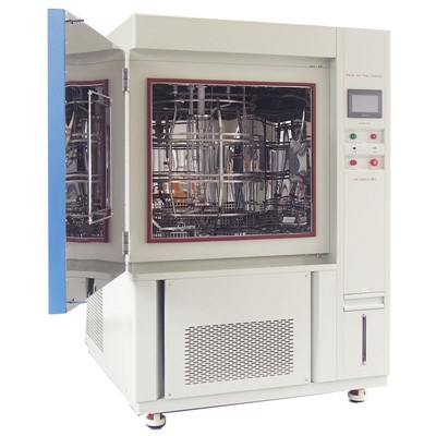 What is the vibration level inside a xenon chamber?